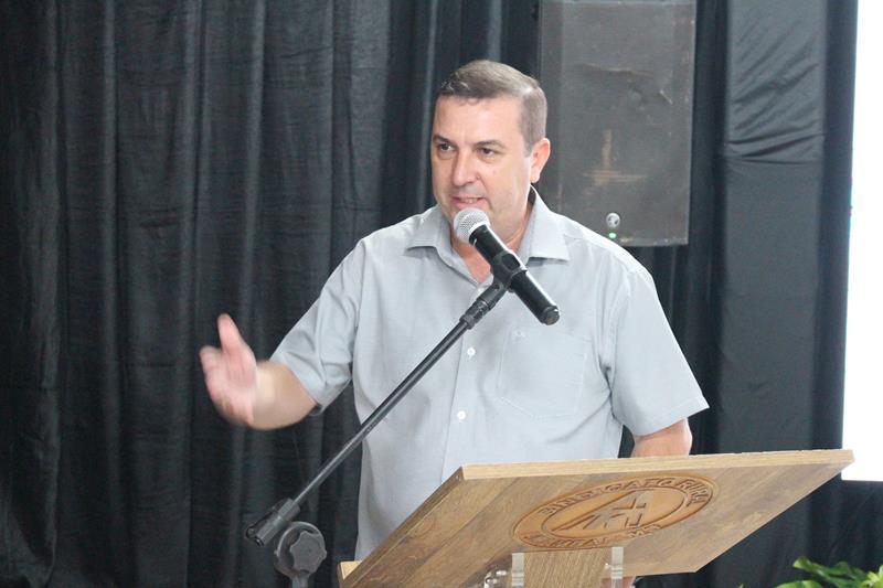 A convite de Sérgio Barbosa, prefeitos e vice-prefeitos eleitos e reeleitos de 17 municípios participam de roda de conversa em Amambai