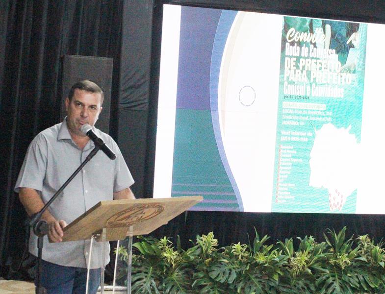 A convite de Sérgio Barbosa, prefeitos e vice-prefeitos eleitos e reeleitos de 17 municípios participam de roda de conversa em Amambai