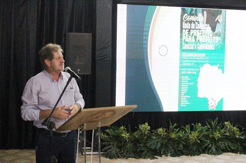 A convite de Sérgio Barbosa, prefeitos e vice-prefeitos eleitos e reeleitos de 17 municípios participam de roda de conversa em Amambai