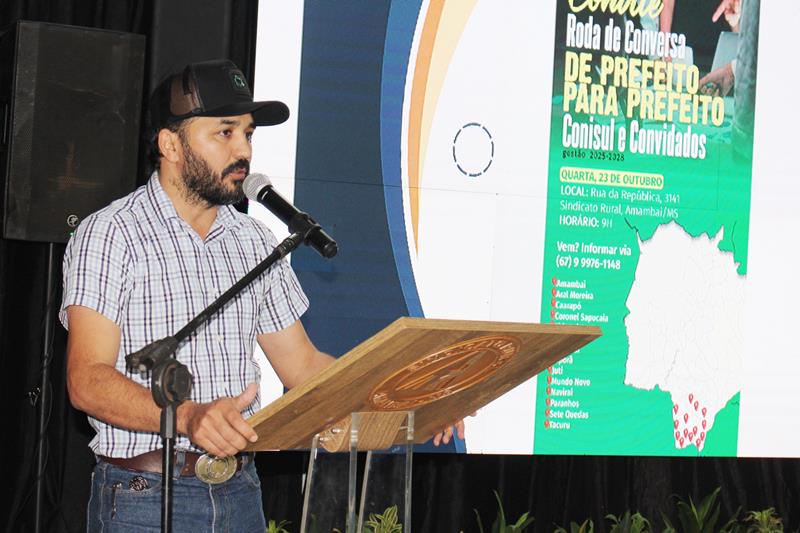 A convite de Sérgio Barbosa, prefeitos e vice-prefeitos eleitos e reeleitos de 17 municípios participam de roda de conversa em Amambai