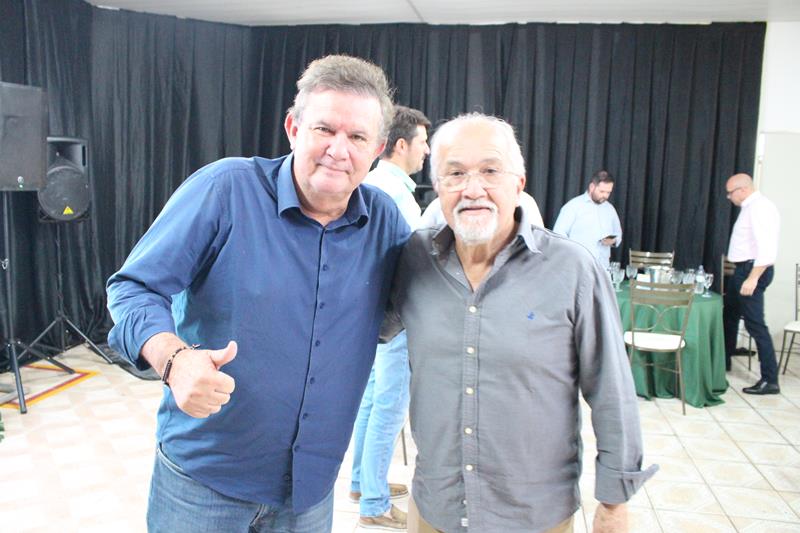 A convite de Sérgio Barbosa, prefeitos e vice-prefeitos eleitos e reeleitos de 17 municípios participam de roda de conversa em Amambai