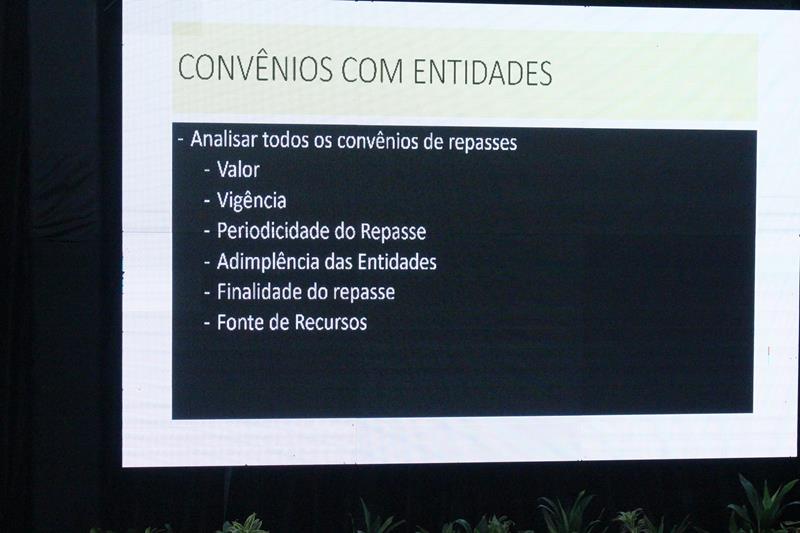 A convite de Sérgio Barbosa, prefeitos e vice-prefeitos eleitos e reeleitos de 17 municípios participam de roda de conversa em Amambai