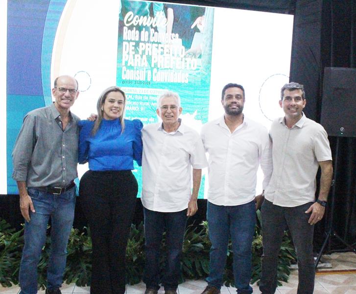 A convite de Sérgio Barbosa, prefeitos e vice-prefeitos eleitos e reeleitos de 17 municípios participam de roda de conversa em Amambai