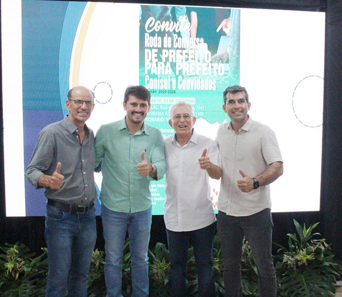 A convite de Sérgio Barbosa, prefeitos e vice-prefeitos eleitos e reeleitos de 17 municípios participam de roda de conversa em Amambai