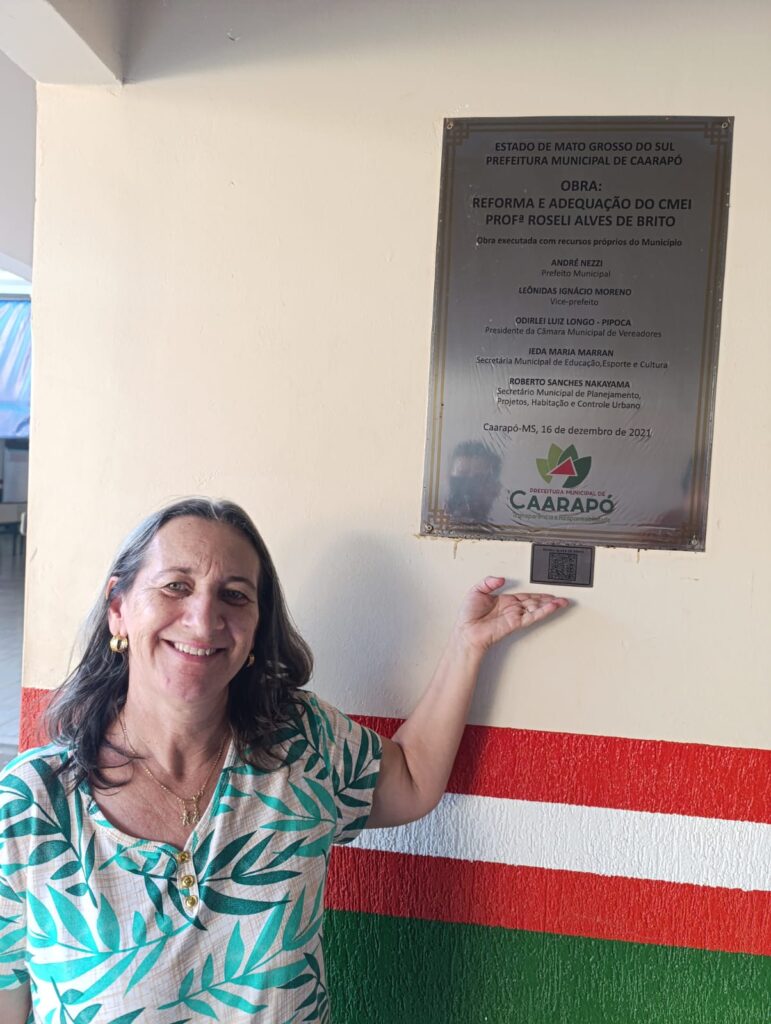 CMEIs e escolas municipais de Caarapó são contempladas com acervo biográfico virtual CMEIs e escolas municipais de Caarapó são contempladas com acervo biográfico virtual