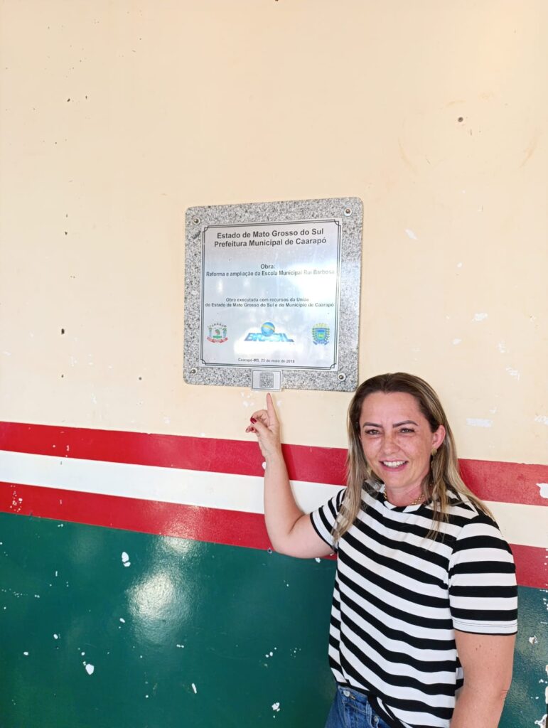 CMEIs e escolas municipais de Caarapó são contempladas com acervo biográfico virtual CMEIs e escolas municipais de Caarapó são contempladas com acervo biográfico virtual