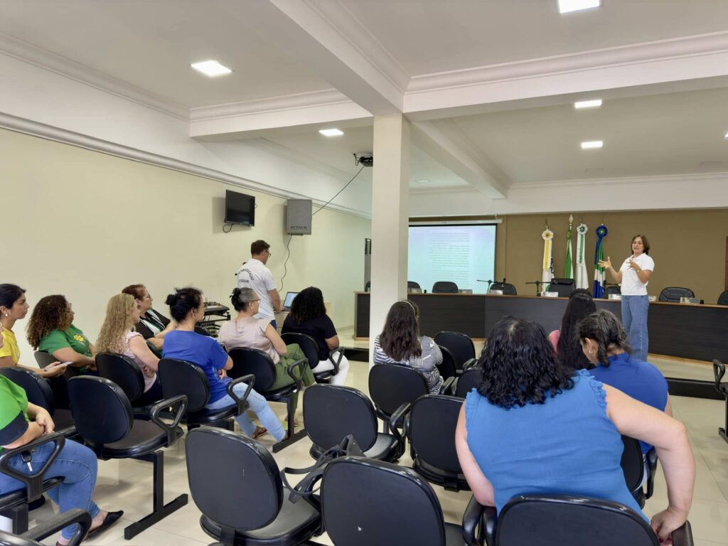 Prefeitura de Sete Quedas lança Plano Municipal pela Primeira Infância (PMPI), com a criança como prioridade plena Prefeitura de Sete Quedas lança Plano Municipal pela Primeira Infância (PMPI), com a criança como prioridade plena