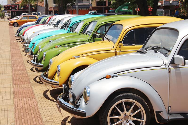 10º Encontro de Carro Antigo foi sucesso total em Amambai
