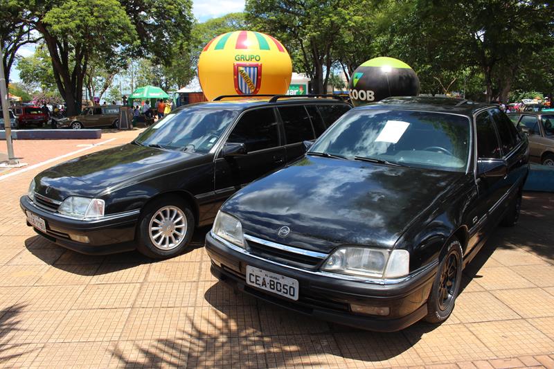10º Encontro de Carro Antigo foi sucesso total em Amambai