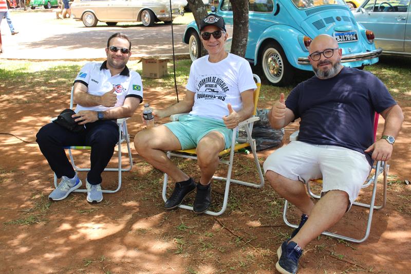 10º Encontro de Carro Antigo foi sucesso total em Amambai