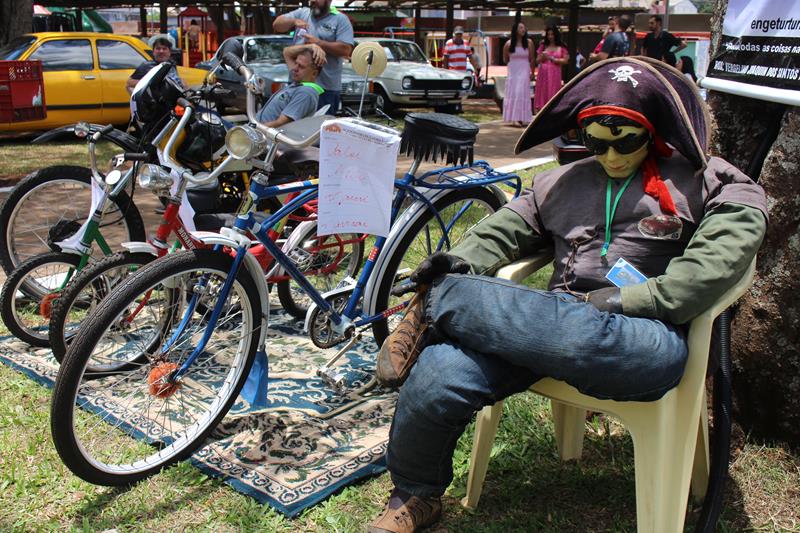 10º Encontro de Carro Antigo foi sucesso total em Amambai