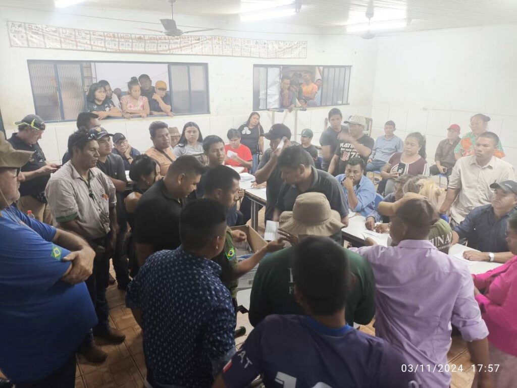 Com 417 votos, professor Flaviano é eleito nova liderança na Aldeia Amambai Com 417 votos, professor Flaviano é eleito nova liderança na Aldeia Amambai