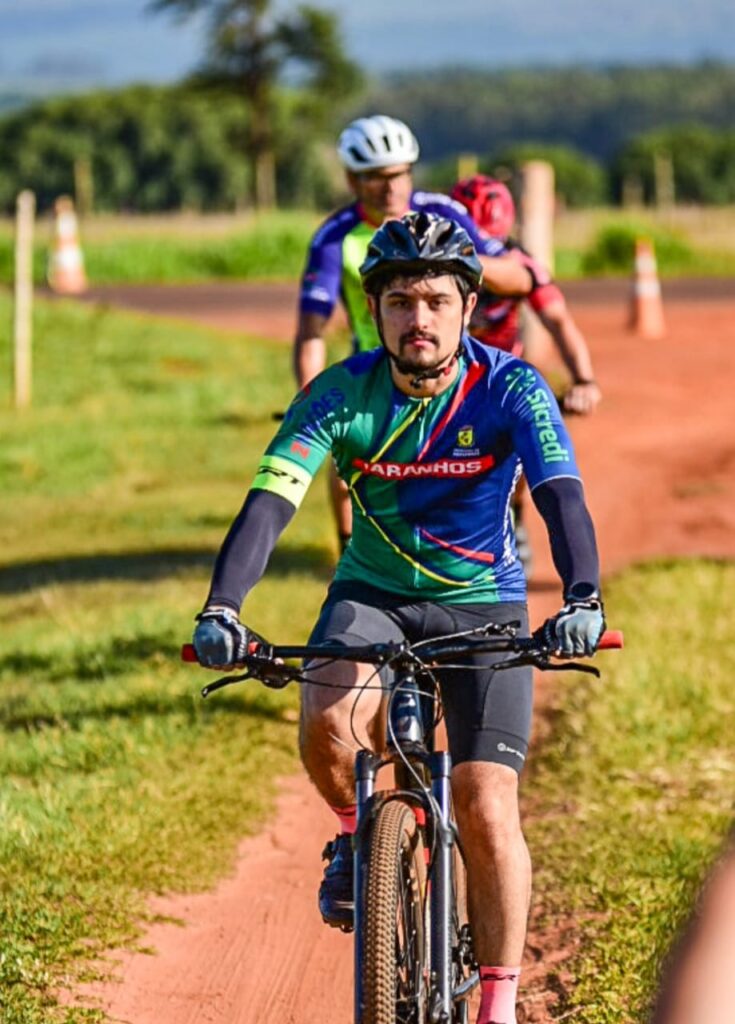 Ciclismo de Paranhos conquista troféus em Itaquiraí