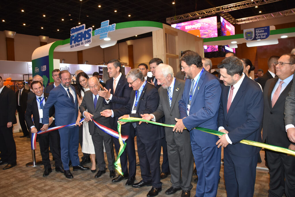 Na Expo Paraguay Brasil, presidente da Fiems destaca oportunidades de integração econômica Na Expo Paraguay Brasil, presidente da Fiems destaca oportunidades de integração econômica