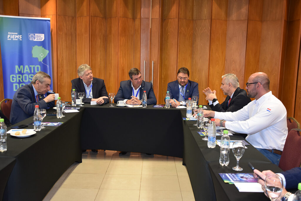 Na Expo Paraguay Brasil, presidente da Fiems destaca oportunidades de integração econômica Na Expo Paraguay Brasil, presidente da Fiems destaca oportunidades de integração econômica