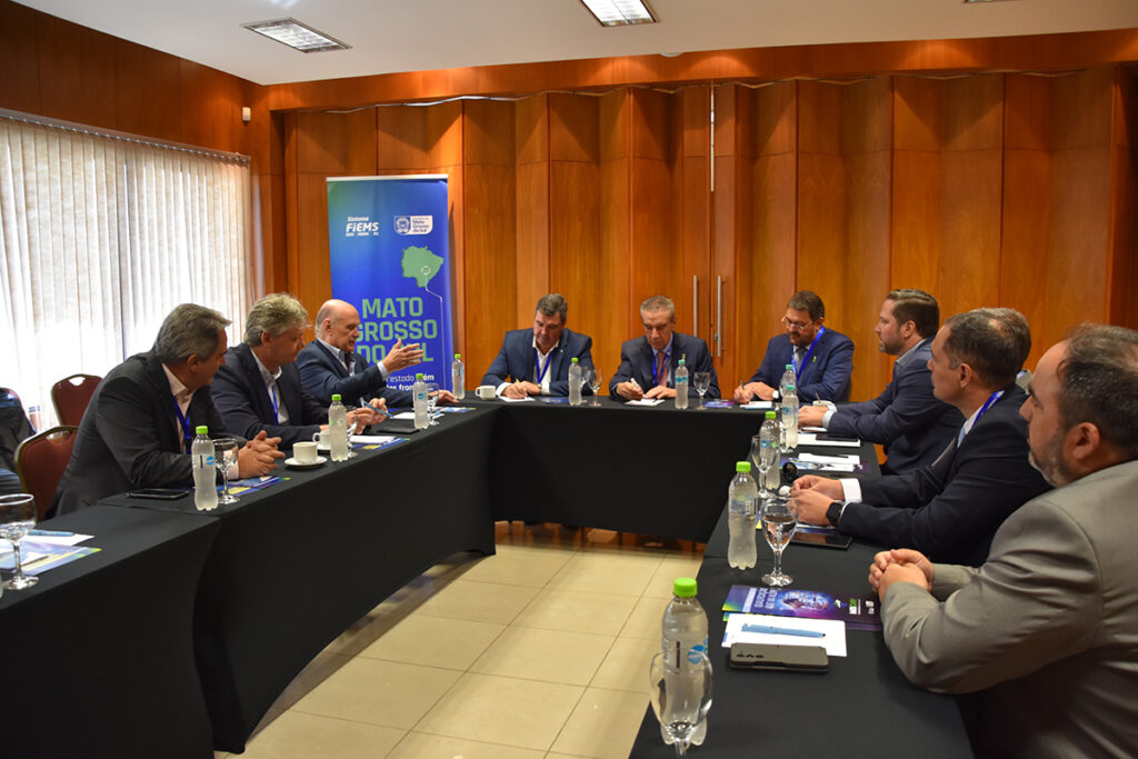 Na Expo Paraguay Brasil, presidente da Fiems destaca oportunidades de integração econômica Na Expo Paraguay Brasil, presidente da Fiems destaca oportunidades de integração econômica