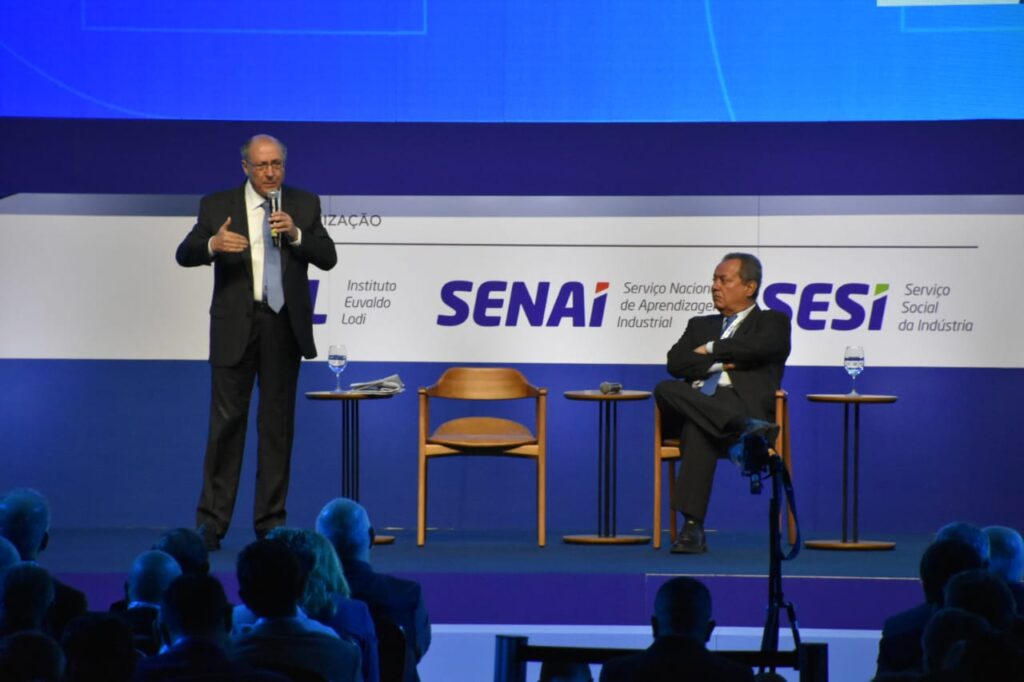 Fiems lidera missão de empresários de MS para Encontro Nacional da Indústria, em Brasília Fiems lidera missão de empresários de MS para Encontro Nacional da Indústria, em Brasília