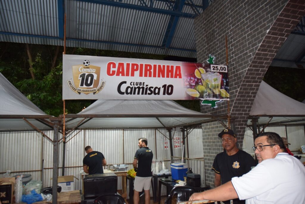 Show com grupo de renome nacional, Traia Véia, reuniu mais de 6 mil pessoas nas comemorações de final de ano, em Iguatemi Show com grupo de renome nacional, Traia Véia, reuniu mais de 6 mil pessoas nas comemorações de final de ano, em Iguatemi