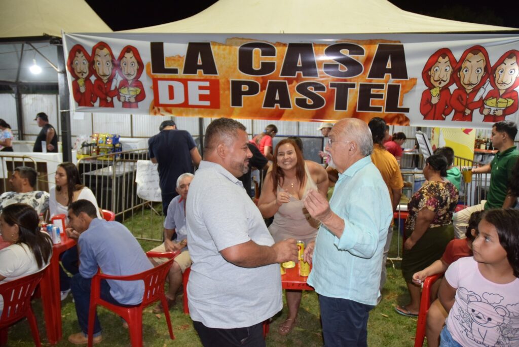 Show com grupo de renome nacional, Traia Véia, reuniu mais de 6 mil pessoas nas comemorações de final de ano, em Iguatemi Show com grupo de renome nacional, Traia Véia, reuniu mais de 6 mil pessoas nas comemorações de final de ano, em Iguatemi