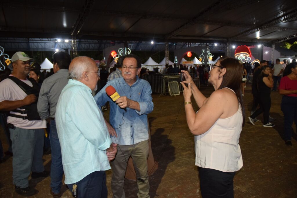 Show com grupo de renome nacional, Traia Véia, reuniu mais de 6 mil pessoas nas comemorações de final de ano, em Iguatemi Show com grupo de renome nacional, Traia Véia, reuniu mais de 6 mil pessoas nas comemorações de final de ano, em Iguatemi