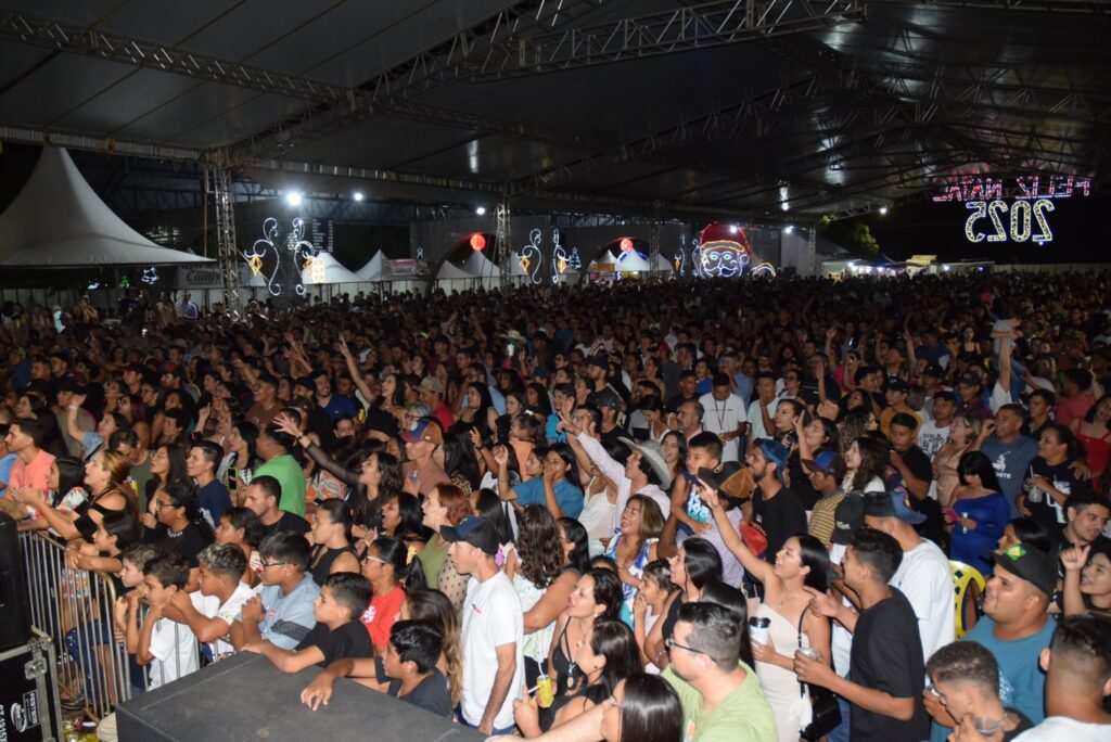 Show com grupo de renome nacional, Traia Véia, reuniu mais de 6 mil pessoas nas comemorações de final de ano, em Iguatemi Show com grupo de renome nacional, Traia Véia, reuniu mais de 6 mil pessoas nas comemorações de final de ano, em Iguatemi