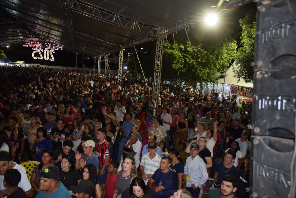 Show com grupo de renome nacional, Traia Véia, reuniu mais de 6 mil pessoas nas comemorações de final de ano, em Iguatemi Show com grupo de renome nacional, Traia Véia, reuniu mais de 6 mil pessoas nas comemorações de final de ano, em Iguatemi