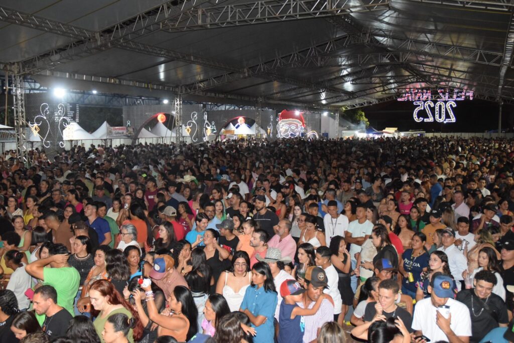 Show com grupo de renome nacional, Traia Véia, reuniu mais de 6 mil pessoas nas comemorações de final de ano, em Iguatemi Show com grupo de renome nacional, Traia Véia, reuniu mais de 6 mil pessoas nas comemorações de final de ano, em Iguatemi