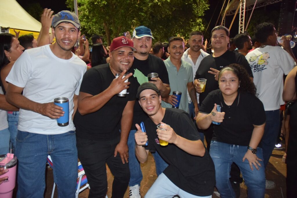 Show com grupo de renome nacional, Traia Véia, reuniu mais de 6 mil pessoas nas comemorações de final de ano, em Iguatemi Show com grupo de renome nacional, Traia Véia, reuniu mais de 6 mil pessoas nas comemorações de final de ano, em Iguatemi