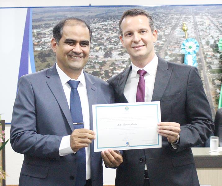 Prefeito, vice-prefeito e vereadores eleitos e reeleitos em Paranhos foram diplomados