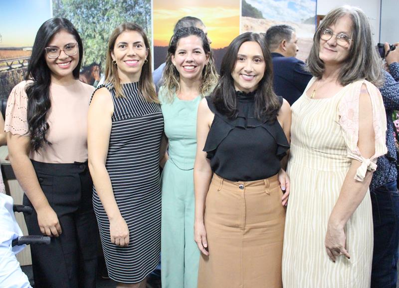 Ato de diplomação do prefeito eleito, Sérgio Barbosa, do vice, Jaime Vizotto, de vereadores e suplementes, em Amambai