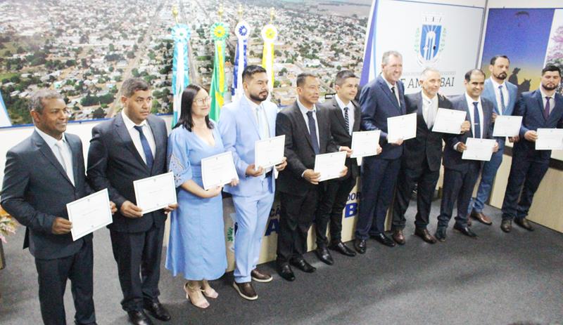Prefeito, vice-prefeito e vereadores eleitos e reeleitos em Paranhos foram diplomados