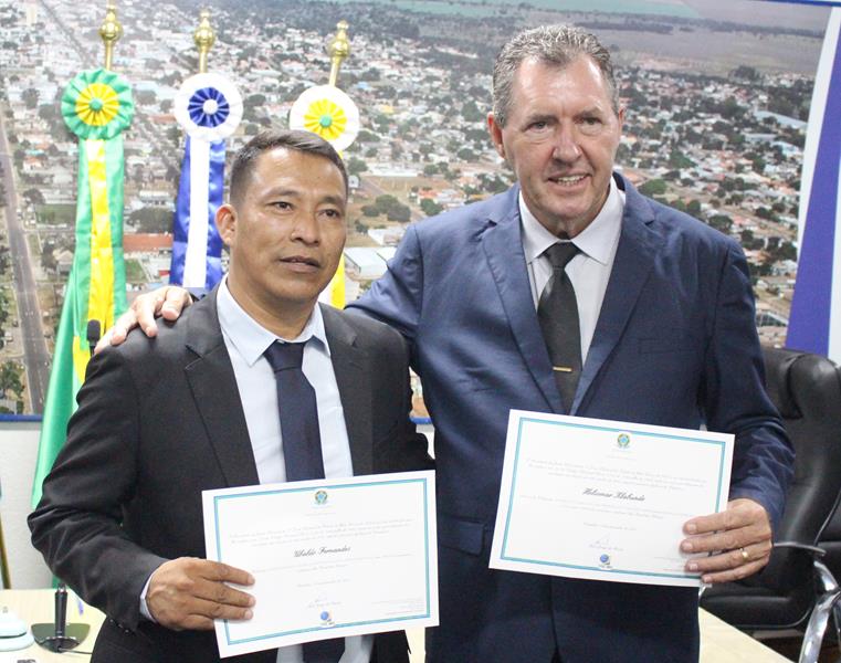Prefeito, vice-prefeito e vereadores eleitos e reeleitos em Paranhos foram diplomados