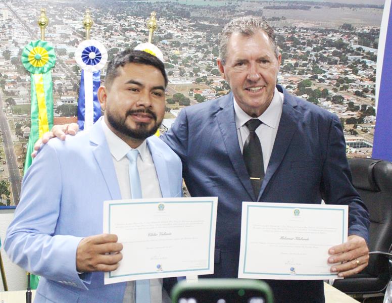 Prefeito, vice-prefeito e vereadores eleitos e reeleitos em Paranhos foram diplomados
