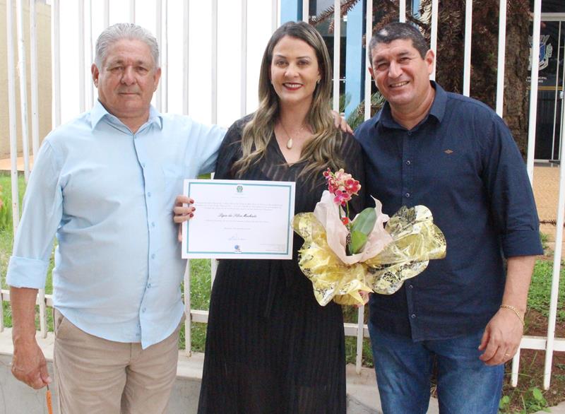 Ato de diplomação do prefeito eleito, Sérgio Barbosa, do vice, Jaime Vizotto, de vereadores e suplementes, em Amambai