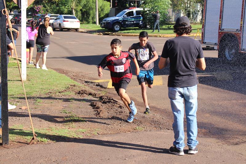 Atletas de Amambai e Iguatemi vencem a 1ª Corrida Heróis do Fogo em Amambai Atletas de Amambai e Iguatemi vencem a 1ª Corrida Heróis do Fogo em Amambai