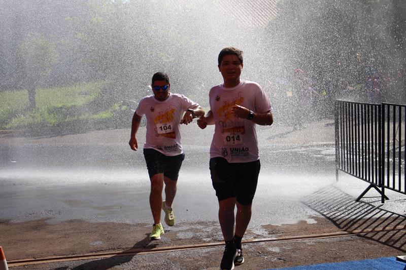 Atletas de Amambai e Iguatemi vencem a 1ª Corrida Heróis do Fogo em Amambai Atletas de Amambai e Iguatemi vencem a 1ª Corrida Heróis do Fogo em Amambai