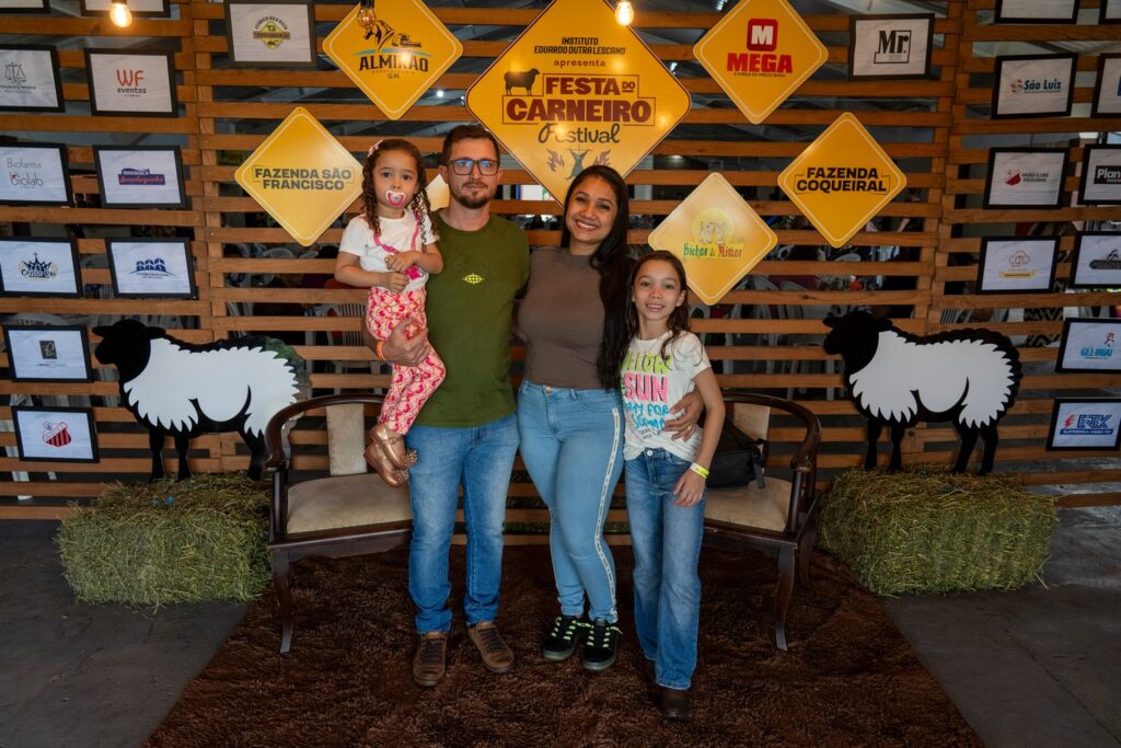 Festa do Carneiro: Inovação, Gastronomia e Solidariedade marcam 2ª edição em Amambai Festa do Carneiro: Inovação, Gastronomia e Solidariedade marcam 2ª edição em Amambai