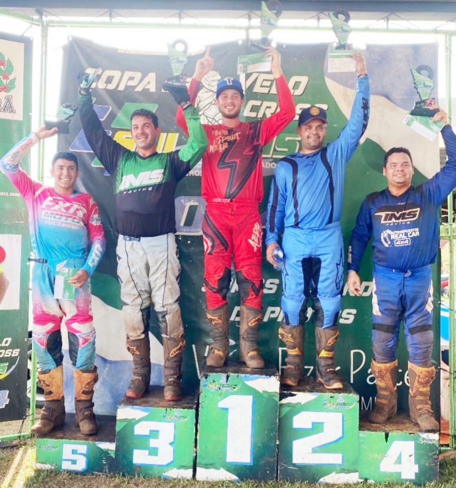 Motociclismo de Amambai dá show e conquista três títulos na temporada 2024 da Copa de Velocross SULMEMS Motociclismo de Amambai dá show e conquista três títulos na temporada 2024 da Copa de Velocross SULMEMS