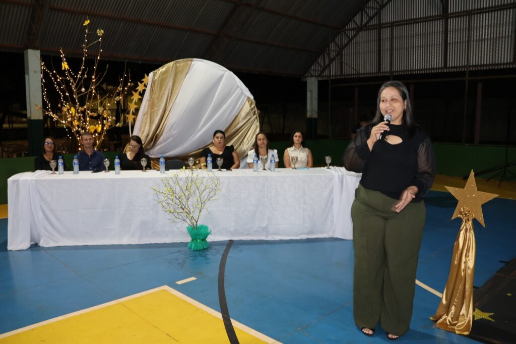 Noite de Autógrafos marca celebração do Projeto Estrela Literária, em Paranhos Noite de Autógrafos marca celebração do Projeto Estrela Literária, em Paranhos