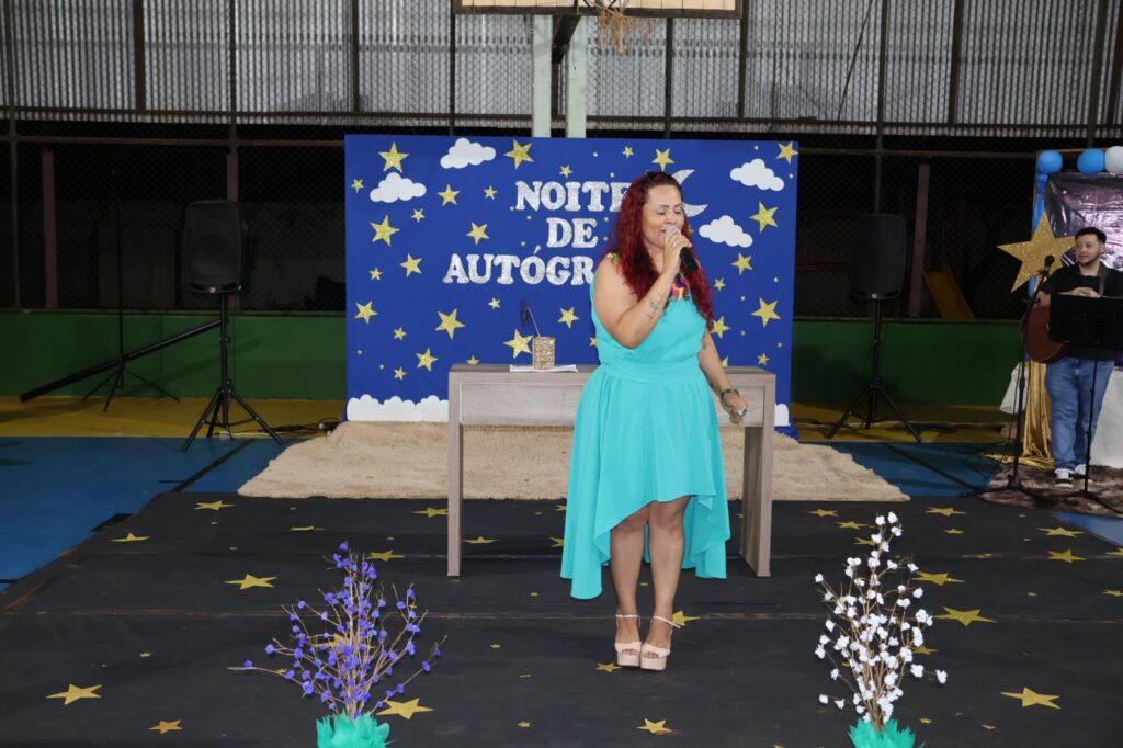 Noite de Autógrafos marca celebração do Projeto Estrela Literária, em Paranhos Noite de Autógrafos marca celebração do Projeto Estrela Literária, em Paranhos