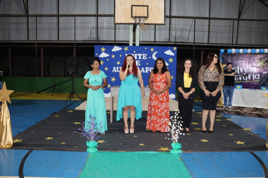 Noite de Autógrafos marca celebração do Projeto Estrela Literária, em Paranhos Noite de Autógrafos marca celebração do Projeto Estrela Literária, em Paranhos