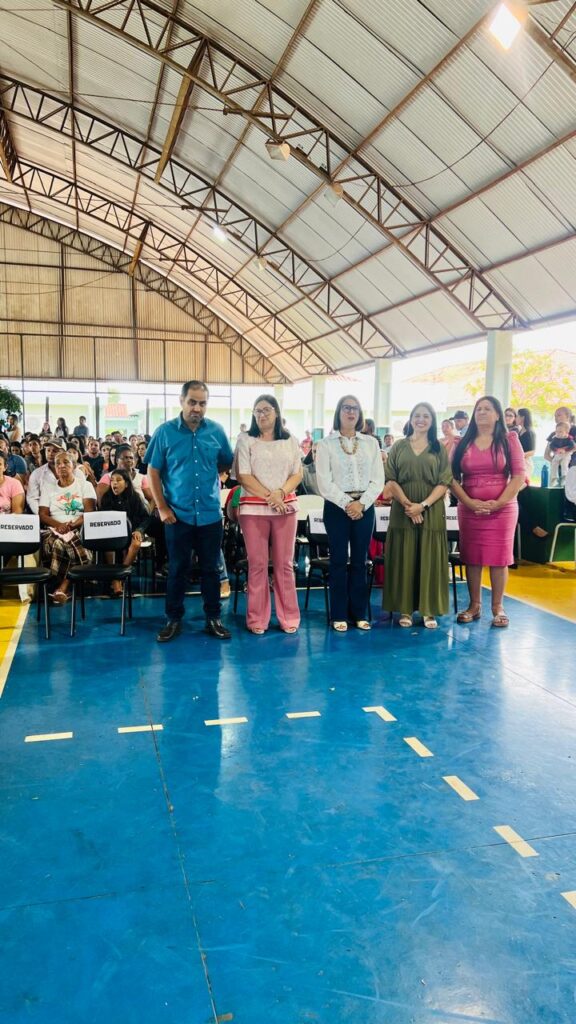 Festa de formatura é realizada na Escola Municipal Dr. Mitsuro Saito, em Paranhos Festa de formatura é realizada na Escola Municipal Dr. Mitsuro Saito, em Paranhos
