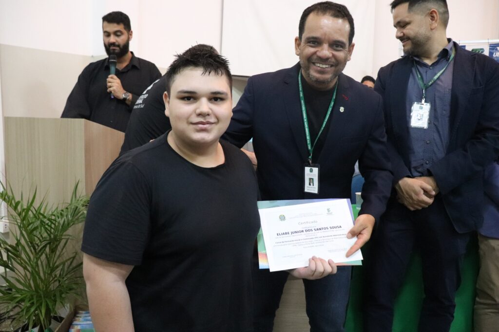 IFMS realiza formatura em Amambai e anuncia novas vagas para 2025 IFMS realiza formatura em Amambai e anuncia novas vagas para 2025