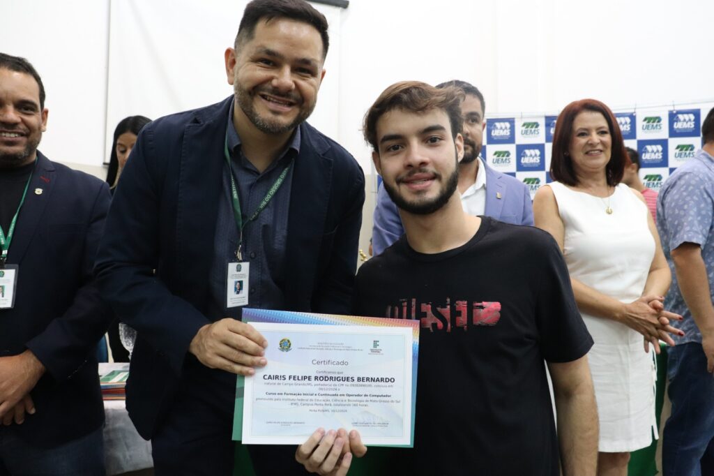 IFMS realiza formatura em Amambai e anuncia novas vagas para 2025 IFMS realiza formatura em Amambai e anuncia novas vagas para 2025