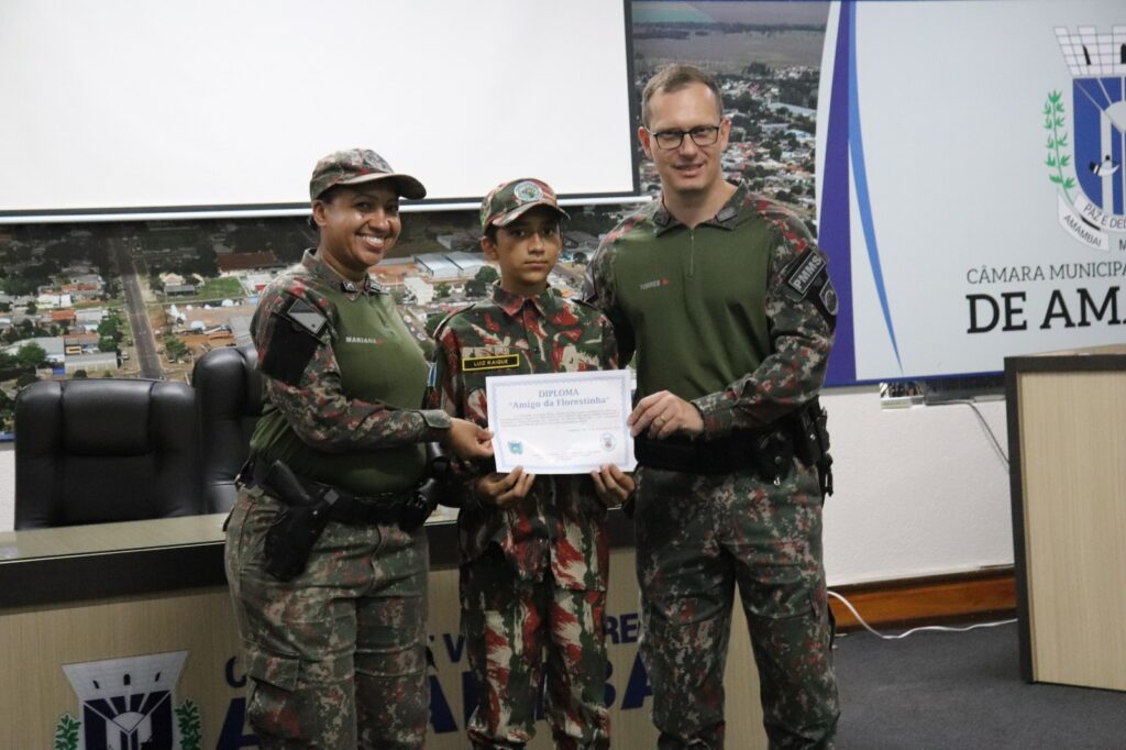 Projeto Florestinha realiza formatura e promoção de alunos em Amambai Projeto Florestinha realiza formatura e promoção de alunos em Amambai