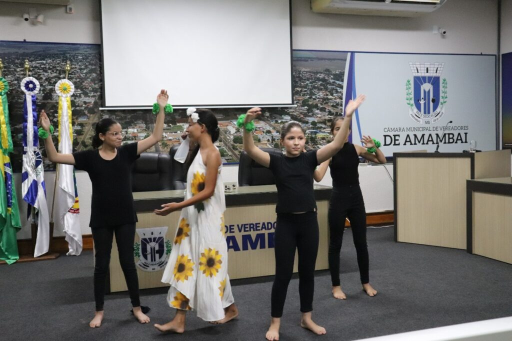 Projeto Florestinha realiza formatura e promoção de alunos em Amambai Projeto Florestinha realiza formatura e promoção de alunos em Amambai