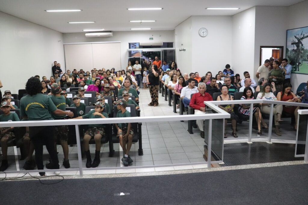 Projeto Florestinha realiza formatura e promoção de alunos em Amambai Projeto Florestinha realiza formatura e promoção de alunos em Amambai