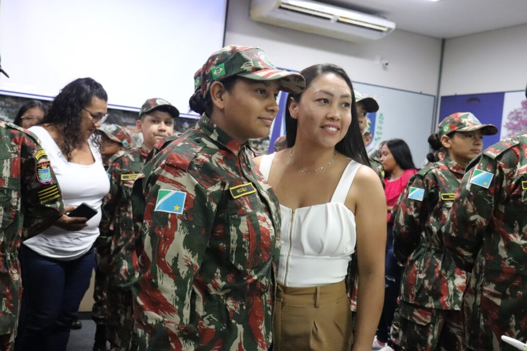 Projeto Florestinha realiza formatura e promoção de alunos em Amambai Projeto Florestinha realiza formatura e promoção de alunos em Amambai