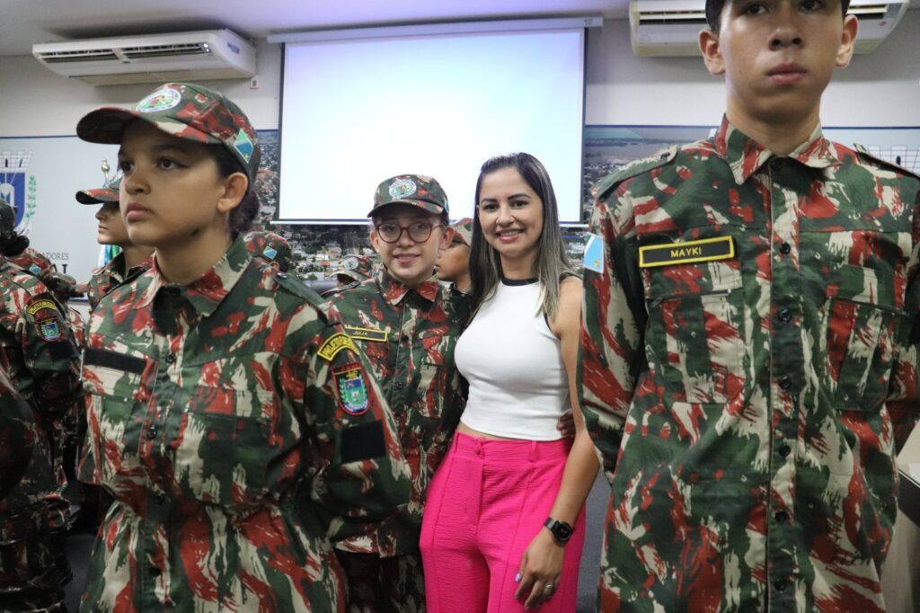 Projeto Florestinha realiza formatura e promoção de alunos em Amambai Projeto Florestinha realiza formatura e promoção de alunos em Amambai
