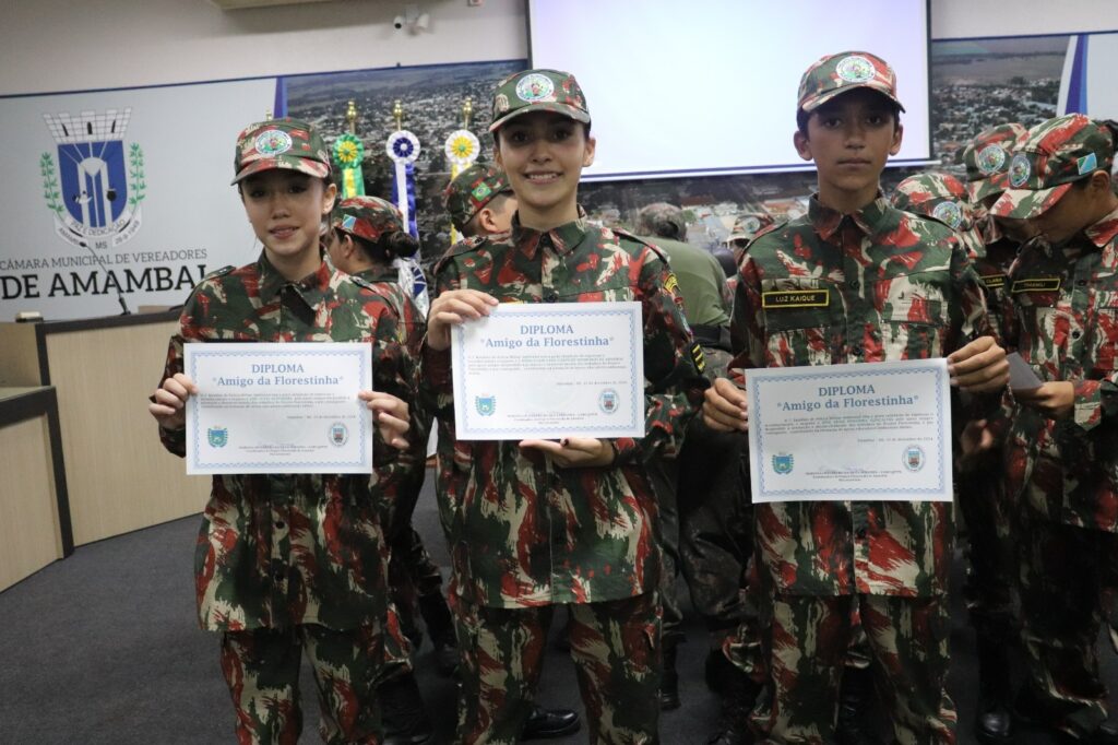 Projeto Florestinha realiza formatura e promoção de alunos em Amambai Projeto Florestinha realiza formatura e promoção de alunos em Amambai